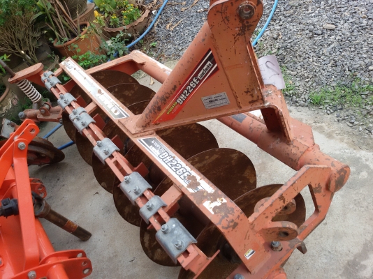 ปัญญาแทรคเตอร์..จัดมาให้ครับ ด่วน!!!คูโบต้า L3408DI ใบมีดคานล่างตราช้าง พร้อมผาน 6&times;22ตราช้าง จัดส่ง อ.พรรณานิคม จ.สกลนคร