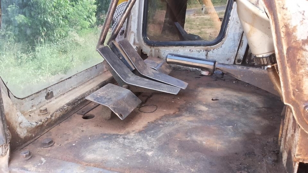 *ขายแล้วครับขอบคุณ Truck2hand ขายแบคโฮ200ยอดนิยมKOBELCO MARK3 SK200 เก๋งน้ำเงิน S.No.YN11755 ไฟฟ้าตัด เครื่องเดิม ปั้มเดิม เครื่อง MITSUBISHI 6D31-135HP 6สูบ เครื่องดีแน่นดี แห้ง ไม่มีเยิ้ม แรงดี ปั้มK3V แรงดี ทำงานดี เร็ว บูมอาร์มดี มีปะ1แผล บุ้ง *ขายแล้วครับขอบคุณ Truck2hand ขายแบคโฮ200ยอดนิยมKOBELCO MARK3 SK200 เก๋งน้ำเงิน S.No.YN11755 ไฟฟ้าตัด เครื่องเดิม ปั้มเดิม เครื่อง MITSUBISHI 6D31-135HP 6สูบ เครื่องดีแน่นดี แห้ง ไม่มีเยิ้ม แรงดี ปั้มK3V แรงดี ทำงานดี เร็ว บูมอาร์มดี มีปะ1แผล บุ้ง