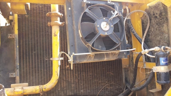 *ขายแล้วครับขอบคุณ Truck2hand ขายแบคโฮ200ยอดนิยมKOBELCO MARK3 SK200 เก๋งน้ำเงิน S.No.YN11755 ไฟฟ้าตัด เครื่องเดิม ปั้มเดิม เครื่อง MITSUBISHI 6D31-135HP 6สูบ เครื่องดีแน่นดี แห้ง ไม่มีเยิ้ม แรงดี ปั้มK3V แรงดี ทำงานดี เร็ว บูมอาร์มดี มีปะ1แผล บุ้ง *ขายแล้วครับขอบคุณ Truck2hand ขายแบคโฮ200ยอดนิยมKOBELCO MARK3 SK200 เก๋งน้ำเงิน S.No.YN11755 ไฟฟ้าตัด เครื่องเดิม ปั้มเดิม เครื่อง MITSUBISHI 6D31-135HP 6สูบ เครื่องดีแน่นดี แห้ง ไม่มีเยิ้ม แรงดี ปั้มK3V แรงดี ทำงานดี เร็ว บูมอาร์มดี มีปะ1แผล บุ้ง