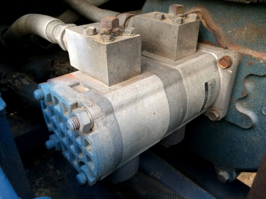 ขายรถแบคโฮ KUBOTA KH-040 (เท่า PC40) สภาพพร้อมใช้ นำเข้าจากญี่ปุ่น ติดต่อ 086-775-7900, 086-324-1992