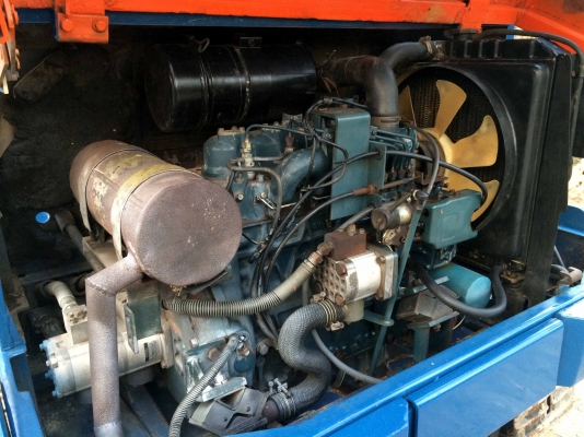 ขายรถแบคโฮ KUBOTA KH-040 (เท่า PC40) สภาพพร้อมใช้ นำเข้าจากญี่ปุ่น ติดต่อ 086-775-7900, 086-324-1992