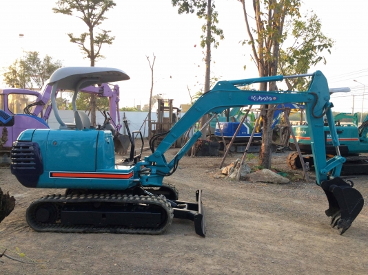 ขายรถแม็คโคร KUBOTA K-030 (เทียบเท่าPC30-7) เก่านอกไม่เคยผ่านการใช้งานในไทย ติดต่อ 086-775-7900 086-324-1992