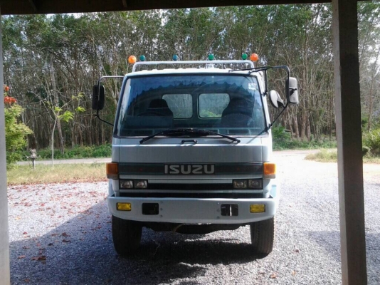 ขายเทเลอร์หางปลา isuzu ร็อคกี้210แรง 2เพลา ขาย900000