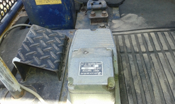 ขายแมคโครเล็กพร้อมใช้PC40-6 ขายแมคโครเล็กพร้อมใช้PC40-6