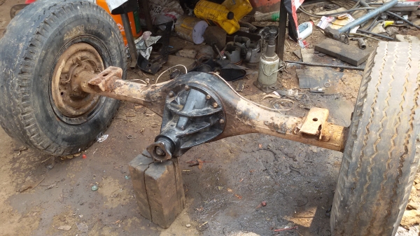 ขายเสื้อเพลารถบรรทุก 4 ล้อเอ้ล ขายเสื้อเพลารถบรรทุก 4 ล้อเอ้ล