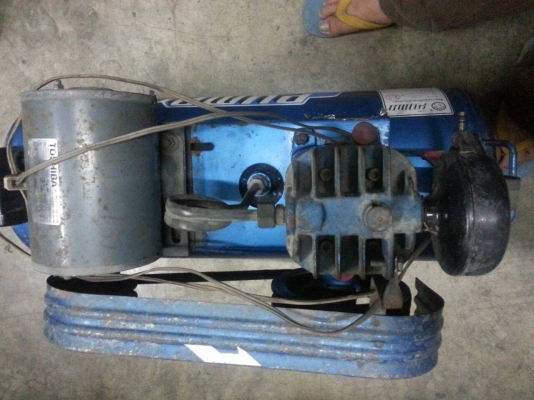 ขายปั้มลมสูบเดียว puma มอเตอร์1/4เเรงราคา3000บาท