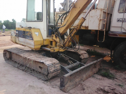 ขาย แม็คโฮ KOMA'TSU PC40-6 สภาพดีรถใช้งานประจำ รถนำเข้า Japan รถพร้อมใช้งาน ครับ สำหรับ