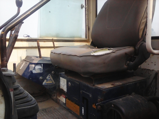 ขาย แม็คโฮ KOMA'TSU PC40-6 สภาพดีรถใช้งานประจำ รถนำเข้า Japan รถพร้อมใช้งาน ครับ สำหรับ