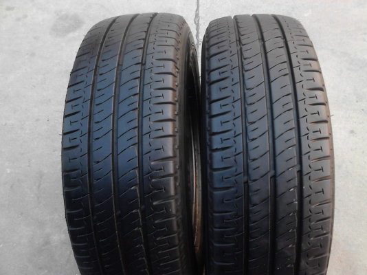 205/70 R15 MICHELIN AGILIS ปี 13 มี 2 เส้น ดูภาพชัดทุกมุมมองได้ที่ไลน์ไอดี 0814273941