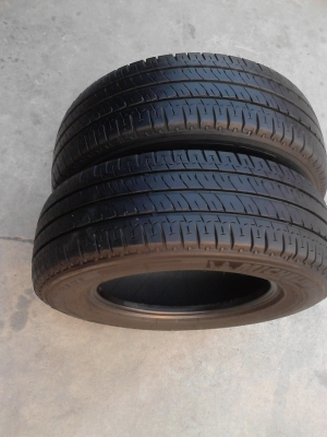 205/70 R15 MICHELIN AGILIS ปี 13 มี 2 เส้น ดูภาพชัดทุกมุมมองได้ที่ไลน์ไอดี 0814273941