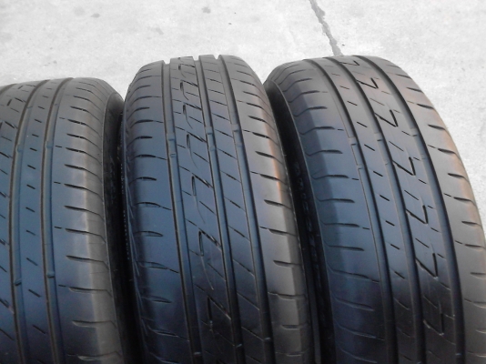 195/65R15 BRRDGESTONE ECOPIA ปี 2014 ไม่มีปะ ขอดูภาพเต็มได้ที่ไลน์ไอดี 0814273941 195/65R15 BRRDGESTONE ECOPIA ปี 2014 ไม่มีปะ ขอดูภาพเต็มได้ที่ไลน์ไอดี 0814273941