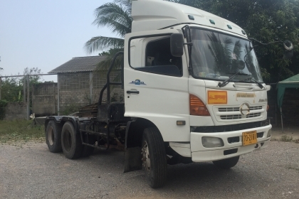 ขายหัวลาก HINO MEGA FM1JKP เครื่อง J08C ปี46 พร้อมใช้งาน เก็บสีหัวใหม่ให้ยางดี