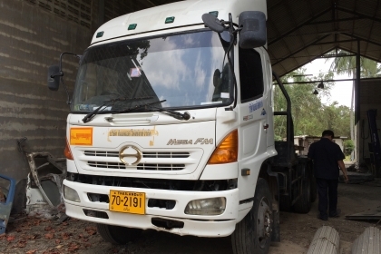 ขายหัวลาก HINO MEGA FM1JKP เครื่อง J08C ปี46 พร้อมใช้งาน เก็บสีหัวใหม่ให้ยางดี