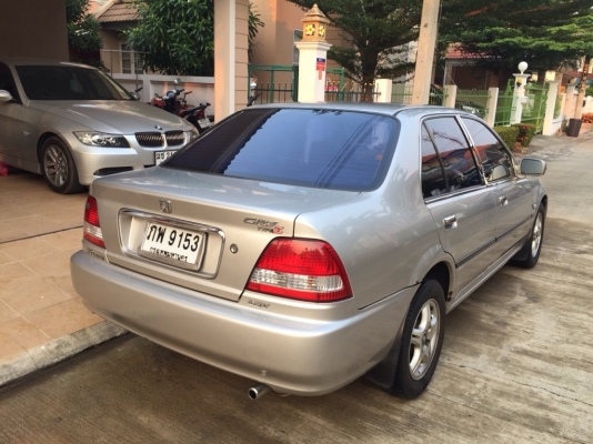 ปี2000 เกียร์ออโต้ เครื่องวีเทค มือเดียว ขายถูก