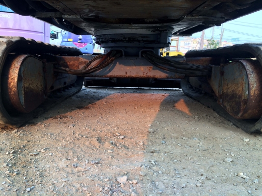 ขายรถแม็คโคร ติดต่อ 086-775-7900 086-324-1992