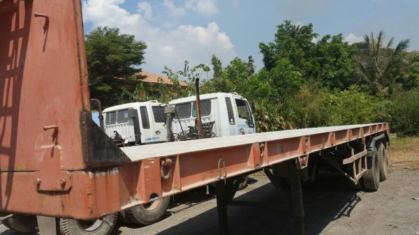 หางพื้นเรียบ 2คาน เพลาเหลี่ยม ของสามมิตร ยาว10.50ม