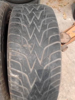 265/60R18 AURORA RH-08 มี 3 เส้น ขอดูภาพชัดเต็มได้ที่ไลน์ไอดี 0814273941