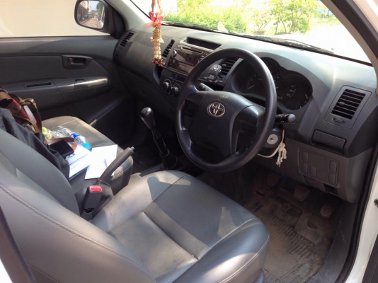 ขาย ดาว รถกระบะบรรทุกToyota Vigo ปี2014 เครื่อง 2,500 ซีซี