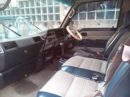 รถตู้เออเเวน รถตู้เออเเวน