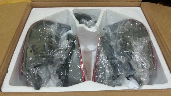 ไฟท้าย Camry ปี 2012-2014 ของแท้ถอด สภาพสวยเก็บในกล่องอย่างดี ไฟท้าย Camry ปี 2012-2014 ของแท้ถอด สภาพสวยเก็บในกล่องอย่างดี