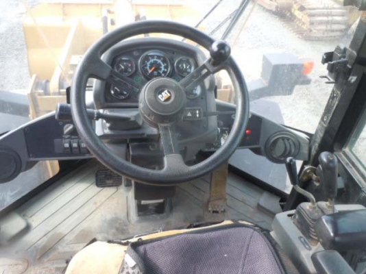 ขายรถตัก CAT 924G ขายรถตัก CAT 924G