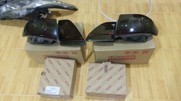 ไฟหน้า Altis TRD Minor Change ปี 2012-2013ของแท้มือสอง ไฟหน้า Altis TRD Minor Change ปี 2012-2013ของแท้มือสอง