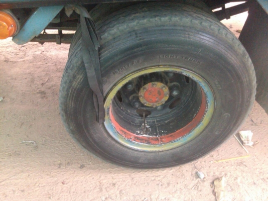 หกล้อ อีซูซุ NPR115 รถห้างปี36 หลังคาโดยสารช่วงยาว5เมตร สภาพดีสวยเดิมทั้งคัน เอกสาร ทะเบียนพร้อม โอน