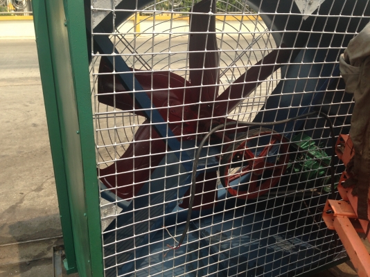 ขายพัดลมอุตสาหกรรม หน้าพัดลมกว้าง48นิ้ว มอเตอร์แรงครึ่ง 3สาย