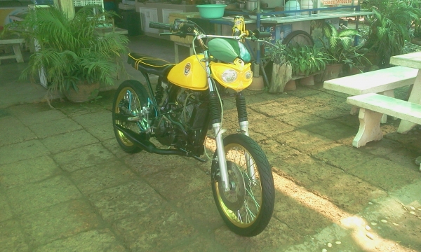 ขาย GL เครื่องโซ ลูกเดิม ชัก 3 สภาพหล่อๆ (ไม่มี ท.บ เเต่ออกใบซื้อขายให้จากทางร้าน) ค่าตัว 12500 บาท สนใจทักเเชทหรือโทรสอบถาม 089-8054390 /083-9008343 โอ๋ อยู่จังหวัด ลพบุรี