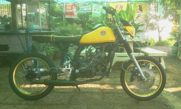 ขาย GL เครื่องโซ ลูกเดิม ชัก 3 สภาพหล่อๆ (ไม่มี ท.บ เเต่ออกใบซื้อขายให้จากทางร้าน) ค่าตัว 12500 บาท สนใจทักเเชทหรือโทรสอบถาม 089-8054390 /083-9008343 โอ๋ อยู่จังหวัด ลพบุรี