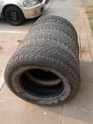 245/70R16 YOKOHAMA  A/T-S ชุด 4 เส้น ขอดูภาพได้ยากไลน์ไอดี 0814273941