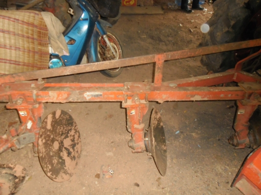 ขายถูกรถไถนา KUBUTA 45 แรงสภาพพร้อมใช้เอกสารทะเบียน