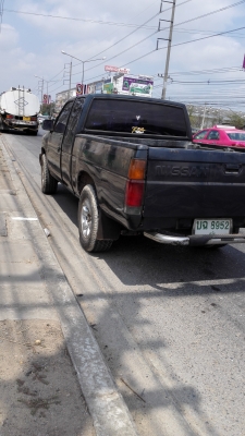 NISSAN BIG M BDI2.5 เพาเวอร์