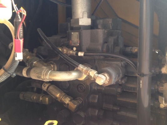 ขาย sumitomo sh125-3