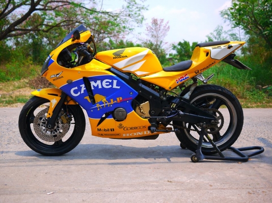 ขาย cbr400 พร้อมทะเบียนแท้ แฟริ่ง Rc212 รถสวย เครื่องดี ศูนย์ตรง พร้อมใช้งานทันที