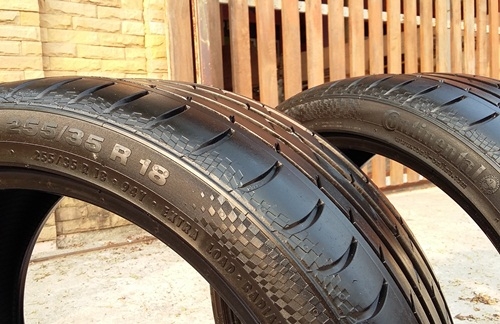ยาง,255-35-18 Continental สภาพเต็มปลายปี12หนึ่งคู่ 3,500