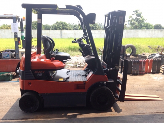 TOYOTA forklift  1.5 ตัััน Used Japan