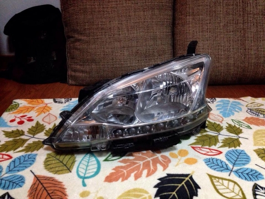 ไฟหน้า nissan sylphy