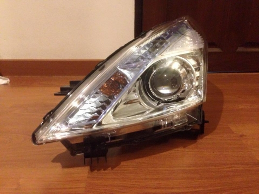 ไฟหน้า nissan teana j32 250xv ไฟหน้า nissan teana j32 250xv