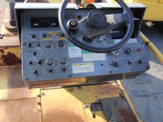 รถปูยาง HA60W-5 A60A5-**** 7219HR  2004Y Tel : 098-858-5524 สามภพครับ