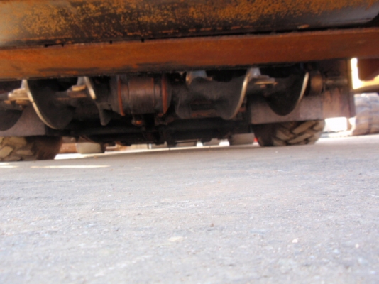 รถปูยาง HA60W-5 A60A5-**** 7219HR  2004Y Tel : 098-858-5524 สามภพครับ