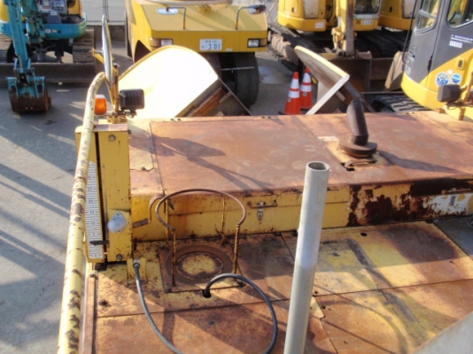 รถปูยาง HA60W-5 A60A5-**** 7219HR  2004Y Tel : 098-858-5524 สามภพครับ