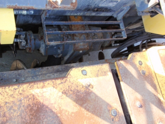 รถปูยาง HA60W-5 A60A5-**** 7219HR  2004Y Tel : 098-858-5524 สามภพครับ