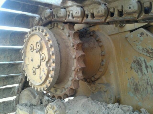 ขายด่วนรถแทรกเตอร์CATD4Hตีนเป็ดรถสวยมากพร้อมใช้งาน