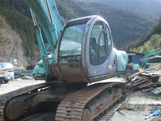 Kobelco SK200-3 มาร์คไฟว์ซุปเปอร์ นำเข้าตรงจากญี่ปุ่น ถึงไทยเร็ว ๆ นี้ ขายถูกครับ