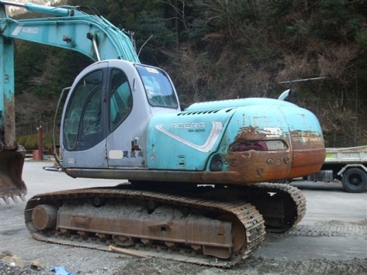 Kobelco SK200-3 มาร์คไฟว์ซุปเปอร์ นำเข้าตรงจากญี่ปุ่น ถึงไทยเร็ว ๆ นี้ ขายถูกครับ