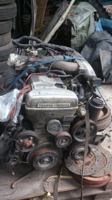 ขา่ยเครื่อง2J และถังแก๊ส