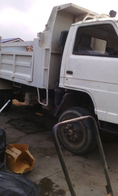 หกล้อ อีซูซุ FRR175แรง แอร์ พ.เวอร์ สภาพดีพร้อมใช้งาน เอกสารทะเบียน พร้อมโอน