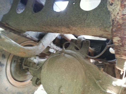 รถอีซูซุ  10  ล้อ โม่ปูน  270 แรงม้า. ปี 48   ( ยูโรทู. )   สนใจติดต่อ 081 - 6079515