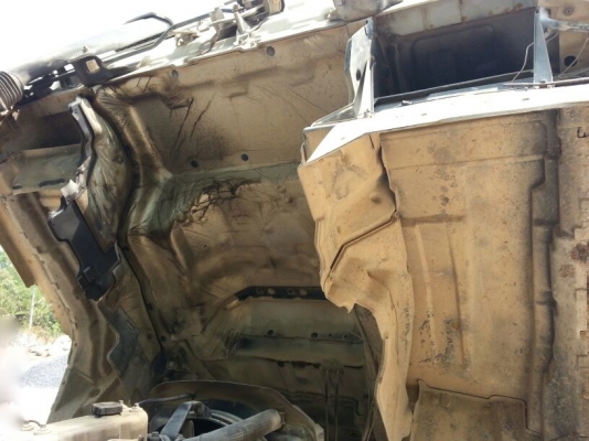 รถอีซูซุ  10  ล้อ โม่ปูน  270 แรงม้า. ปี 48   ( ยูโรทู. )   สนใจติดต่อ 081 - 6079515